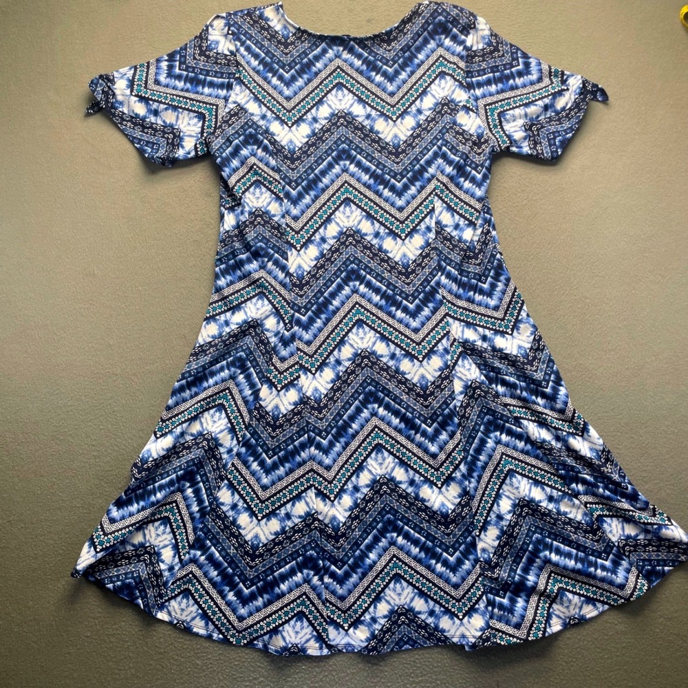 Studio Works Women Dress Blue White Chevron Ikat Size M‎ Boho Cold Shoulder Tie